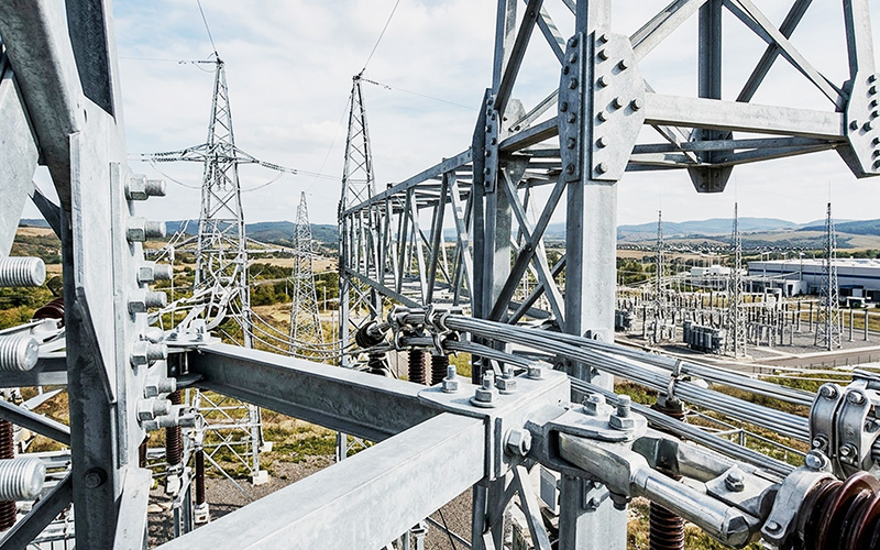 Choosing High-Strength Fasteners for Transmission and Distribution Lines